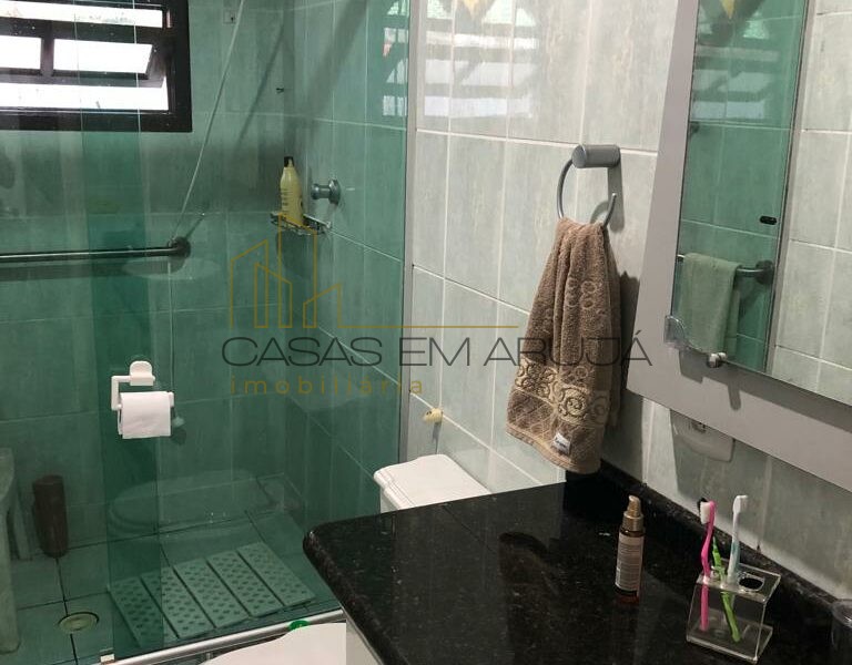 Casa à Venda em Arujamérica - 4 Quartos - CEA-00044