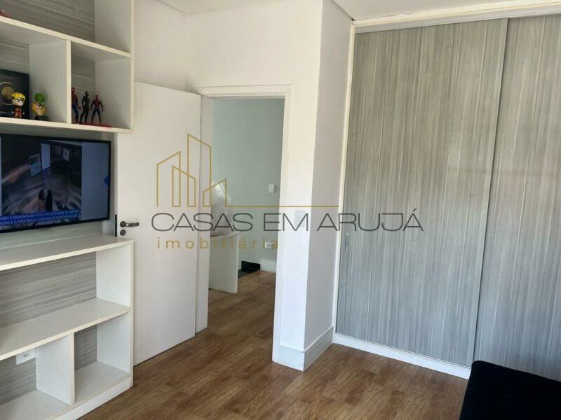 Casa a Venda no Aruã Eco Park em Mogi das Cruzes - 4 Suites - CEA-00076