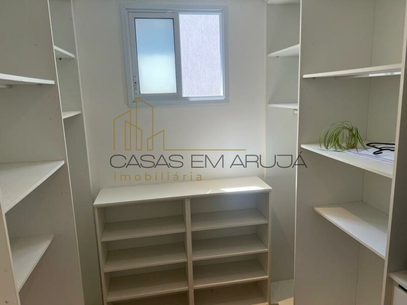 Casa a Venda no Aruã Eco Park em Mogi das Cruzes - 4 Suites - CEA-00076