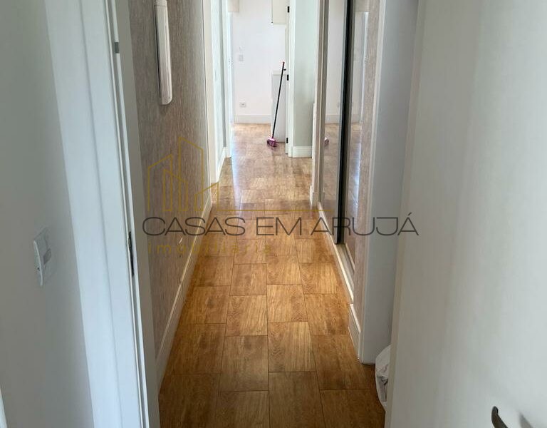 Casa a Venda no Aruã Eco Park em Mogi das Cruzes - 4 Suites - CEA-00076