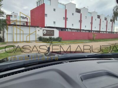 Casa a Venda em Massaguaçú, Caraguatatuba - 2 Suítes - CEA-00081