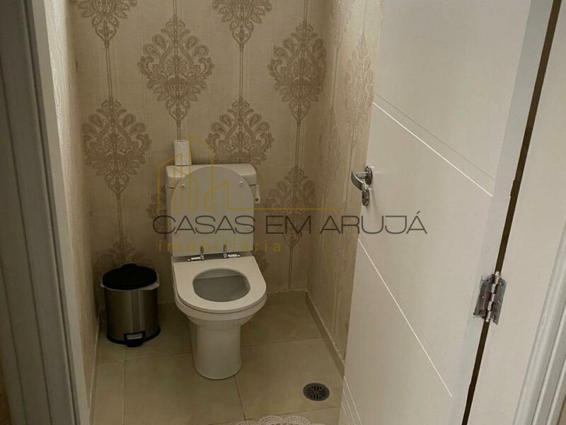 Casa a Venda no Condomínio Arujá 5 - 5 Suites - CEA-00097