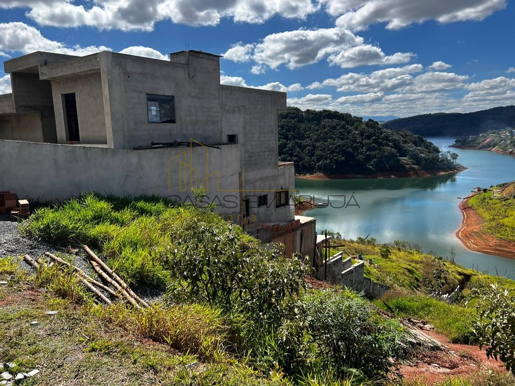 Terreno a Venda no Condomínio Águas de Igaratá