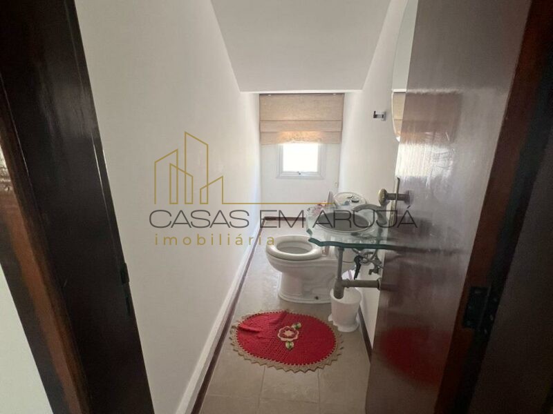 Casa para Locação no Condomínio Arujá 5 - 3 Suites - KAR-00114