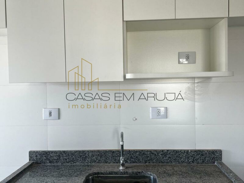 Casa para Locação no Condomínio Arujá 5 - 3 Suites - KAR-00114