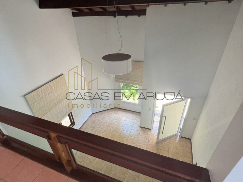 Casa para Locação no Condomínio Arujá 5 - 3 Suites - KAR-00114