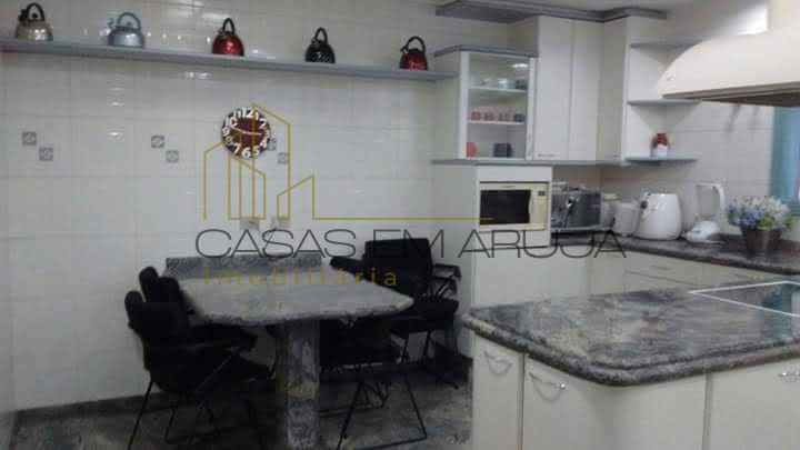 Casa a Venda no Condomínio Arujá 5 - 3 Dormitórios - CEA-00118