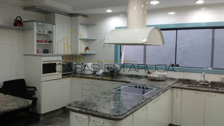 Casa a Venda no Condomínio Arujá 5 - 3 Dormitórios - CEA-00118