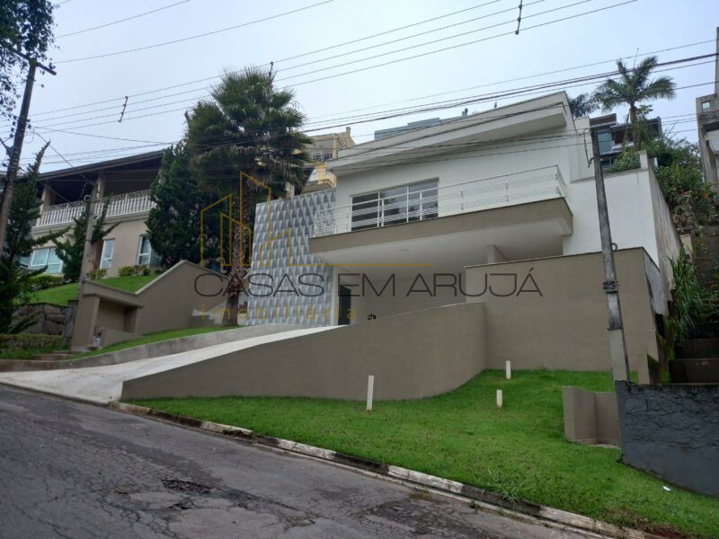 Casa a Venda no Condomínio Hills 3 - 3 Suites - CEA-00117