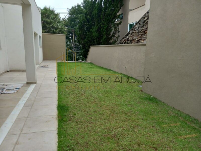 Casa a Venda no Condomínio Hills 3 - 3 Suites - CEA-00117