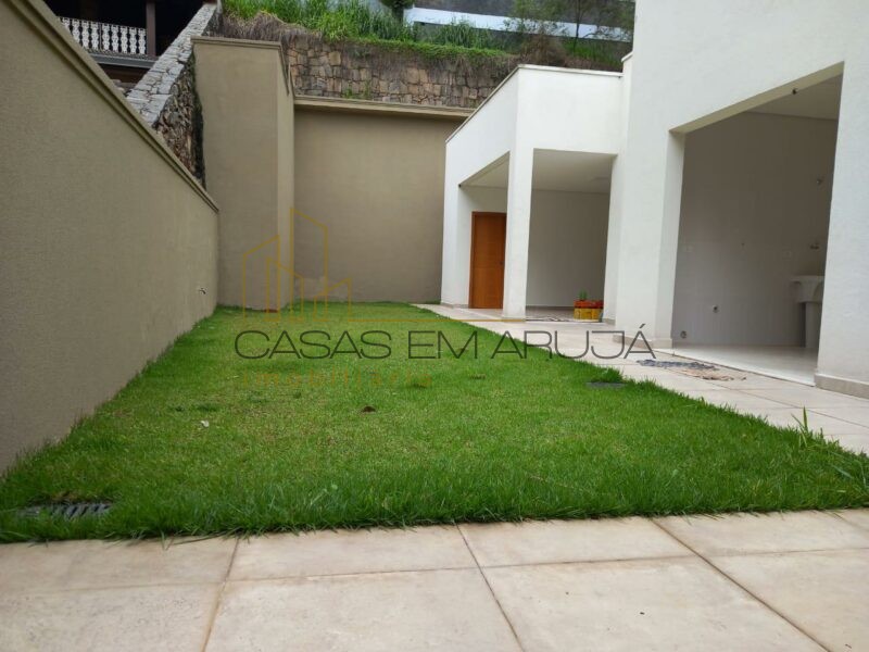 Casa a Venda no Condomínio Hills 3 - 3 Suites - CEA-00117