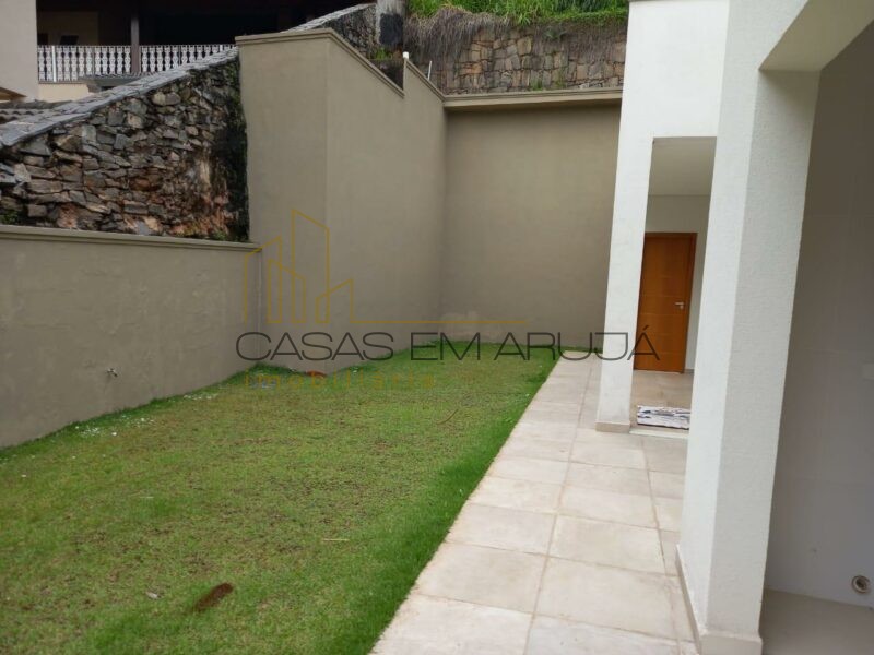 Casa a Venda no Condomínio Hills 3 - 3 Suites - CEA-00117