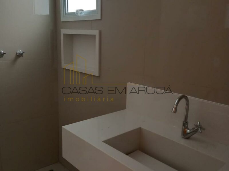 Casa a Venda no Condomínio Hills 3 - 3 Suites - CEA-00117