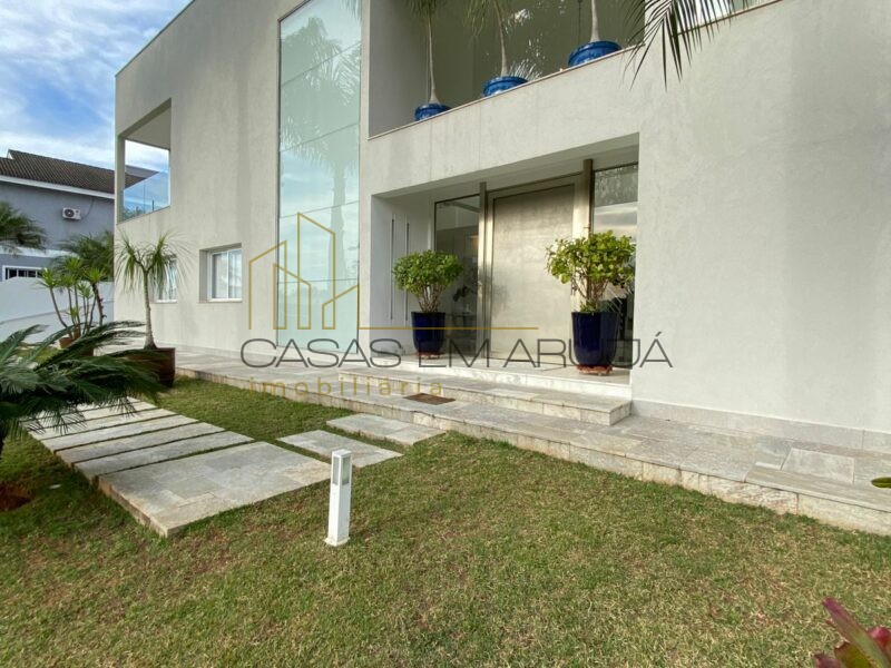 Casa a Venda no Condomínio Arujá IV - 8 Suítes - JAN-00125