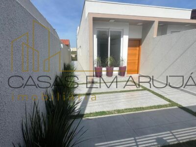 Casa a Venda em Nova Arujá - 3 Dormitórios - CEA-00102