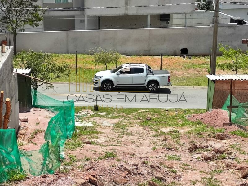 Terreno a Venda no Condomínio Aruã Brisas - CEA-000108