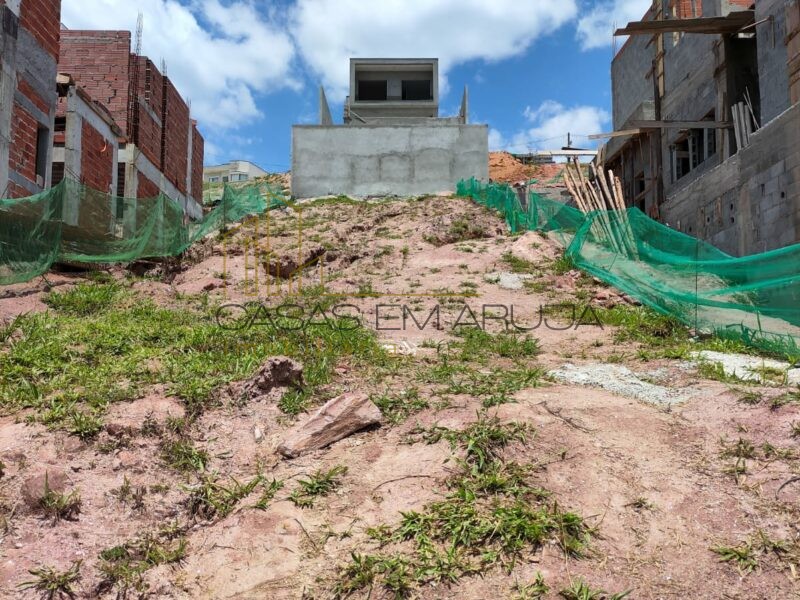 Terreno a Venda no Condomínio Aruã Brisas - CEA-000108