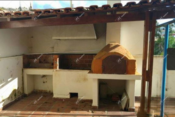 Casa a venda no Condomínio Arujazinho IV - CEA 00140