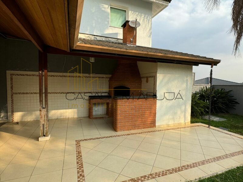 Casa a Venda no Condomínio Arujá 5 - 3 Dormitórios - CEA-00144