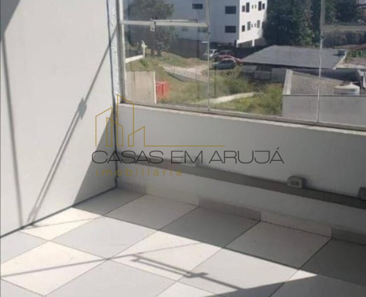 Sala Comercial a Venda em Arujá - CEA 00180