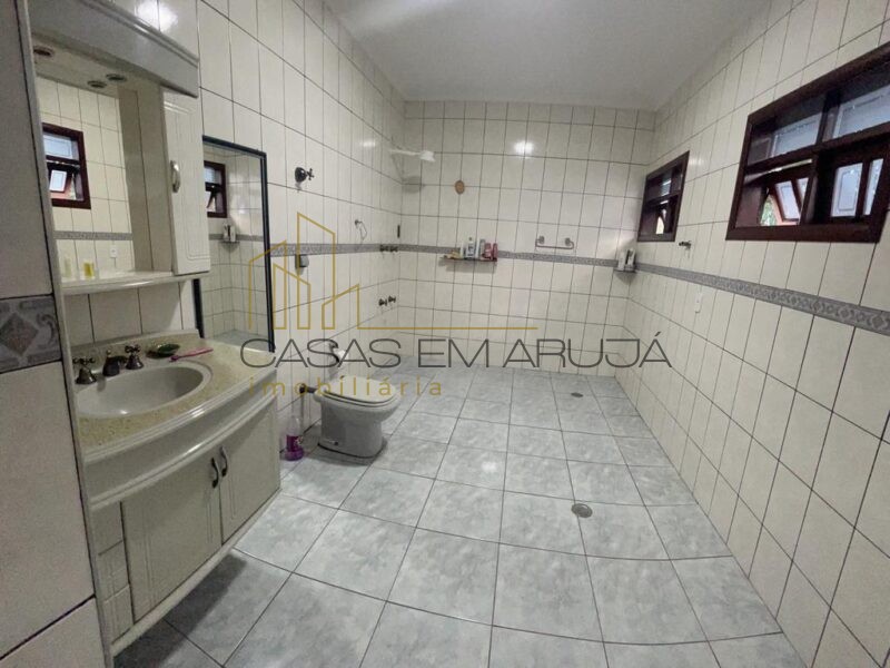 Casa para Locação no Condomínio Arujá 5 - 4 Quartos - CEA 00169